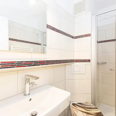 アパート Lord Nelson 317 *